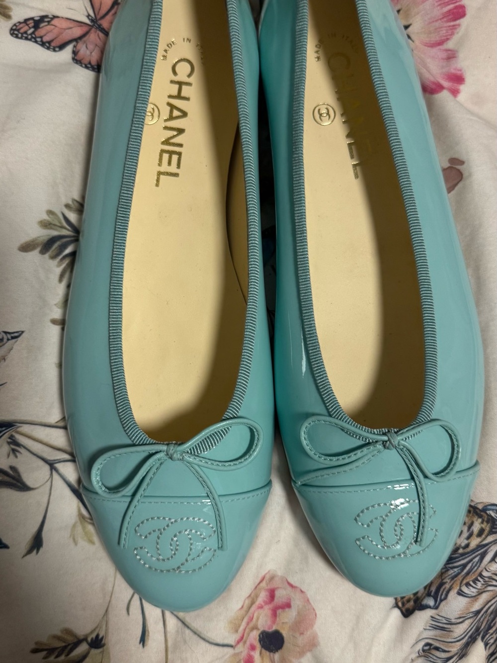 Chanel Turquoise Patent Leather Ballet Flats - Picture 10 of 13